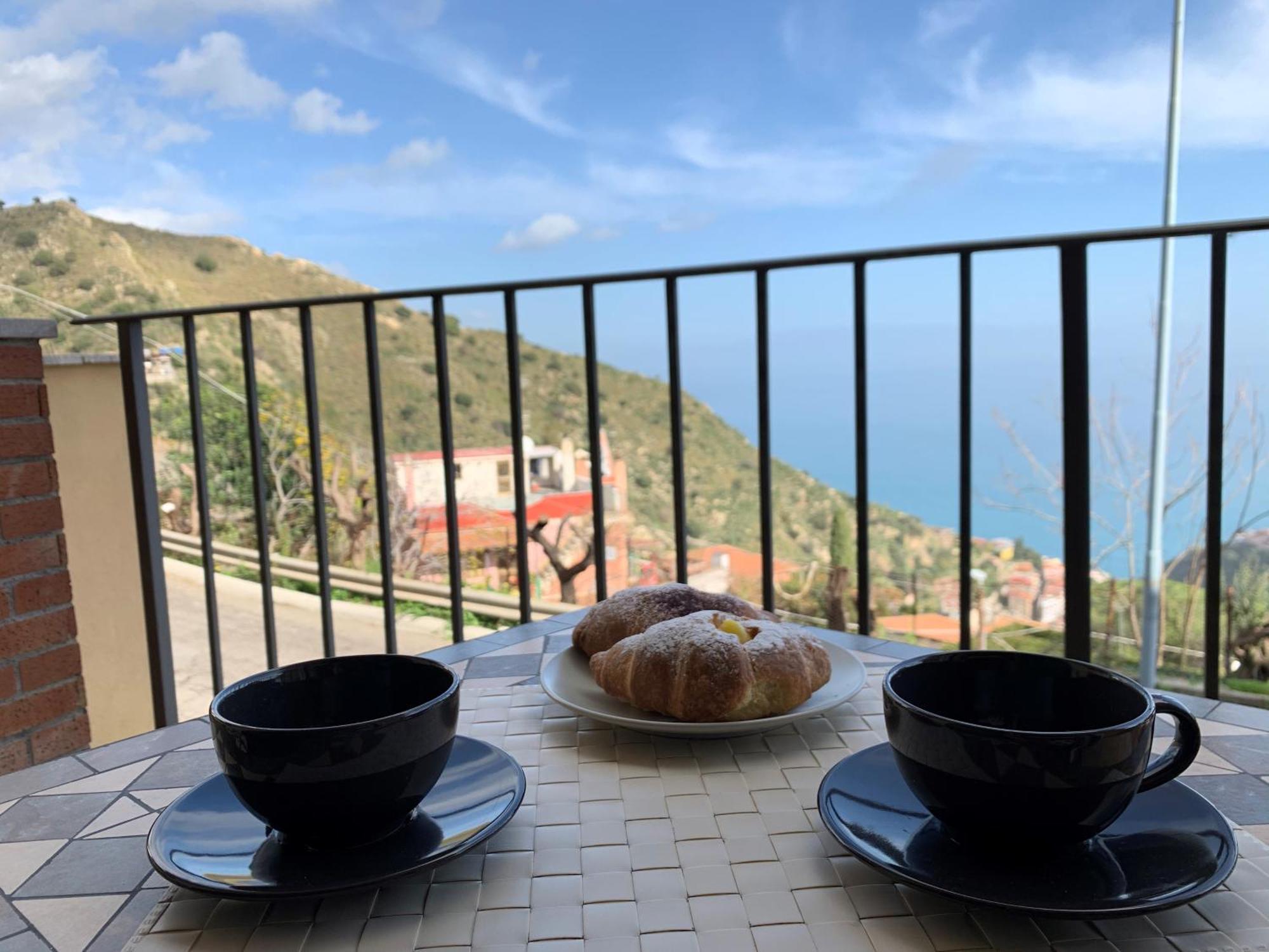 Villa Da Vinci Luxury Panoramic Apartments - Taormina Rooms Collection Quarto foto