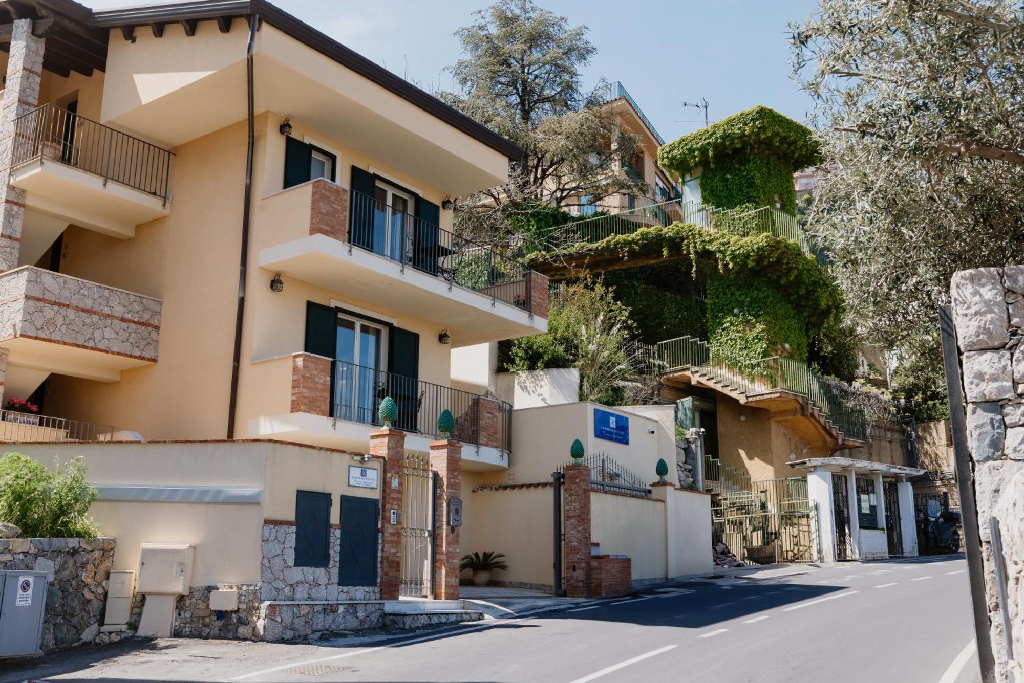 Villa Da Vinci Luxury Panoramic Apartments - Taormina Rooms Collection Exterior foto