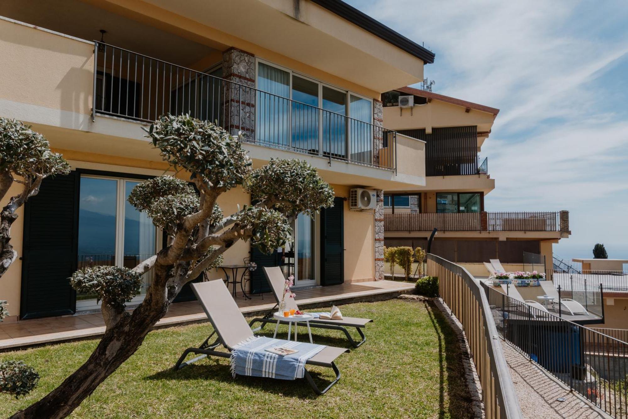Villa Da Vinci Luxury Panoramic Apartments - Taormina Rooms Collection Exterior foto